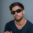 Óculos de Sol Retangular Diamond Unixex/ Preto degradê